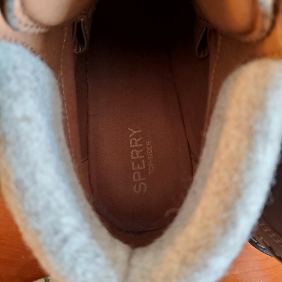 Sperry 8.5 wedge booties - Picture 6 of 8